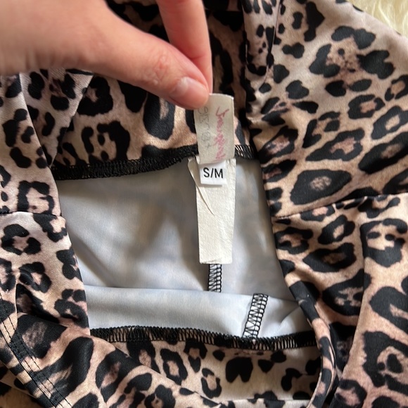 Onzie leopard bike shorts - Picture 12 of 13